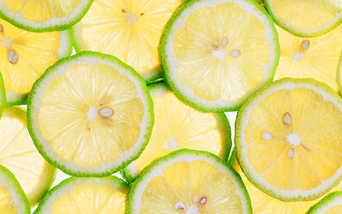 白t黄了怎么洗,白t染上锈迹怎么清洗