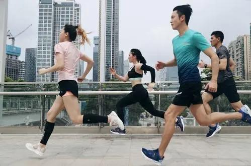 胃不舒服消化科医生给你6条建议,消化内科主任教你判断胃病