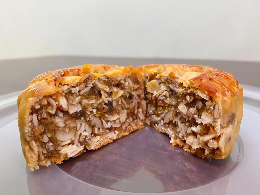 一夜爆火意外出圈！中秋节医院、煤矿、油田的月饼才是一饼难求