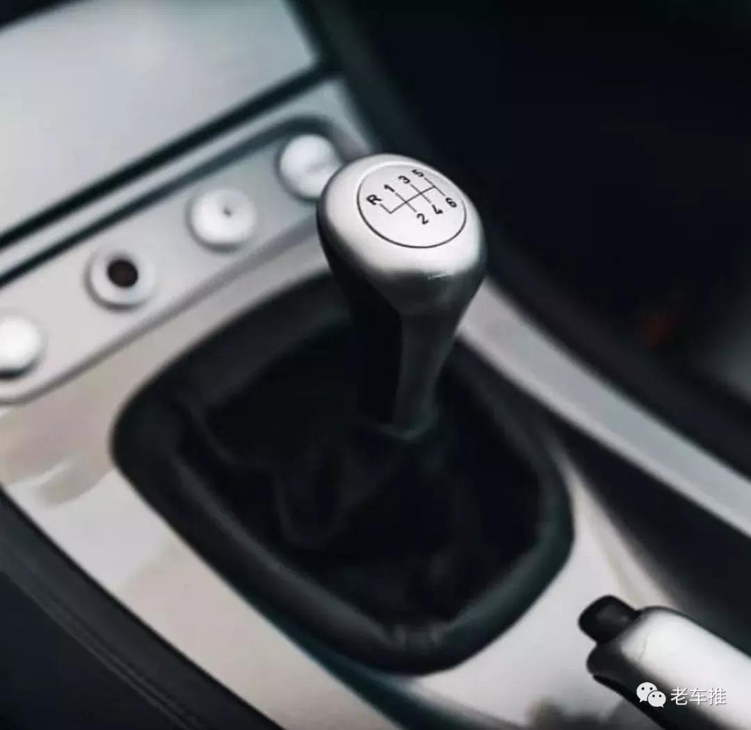 宝马z8007,007里的z8