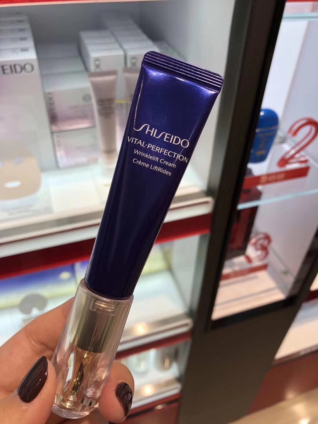 你是我的眼陪我走过无尽的黑夜,熬夜适合的眼霜平价