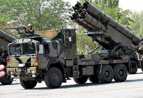 卫士2d火箭炮400公里得飞多久,191型火箭炮和卫士2d哪个厉害