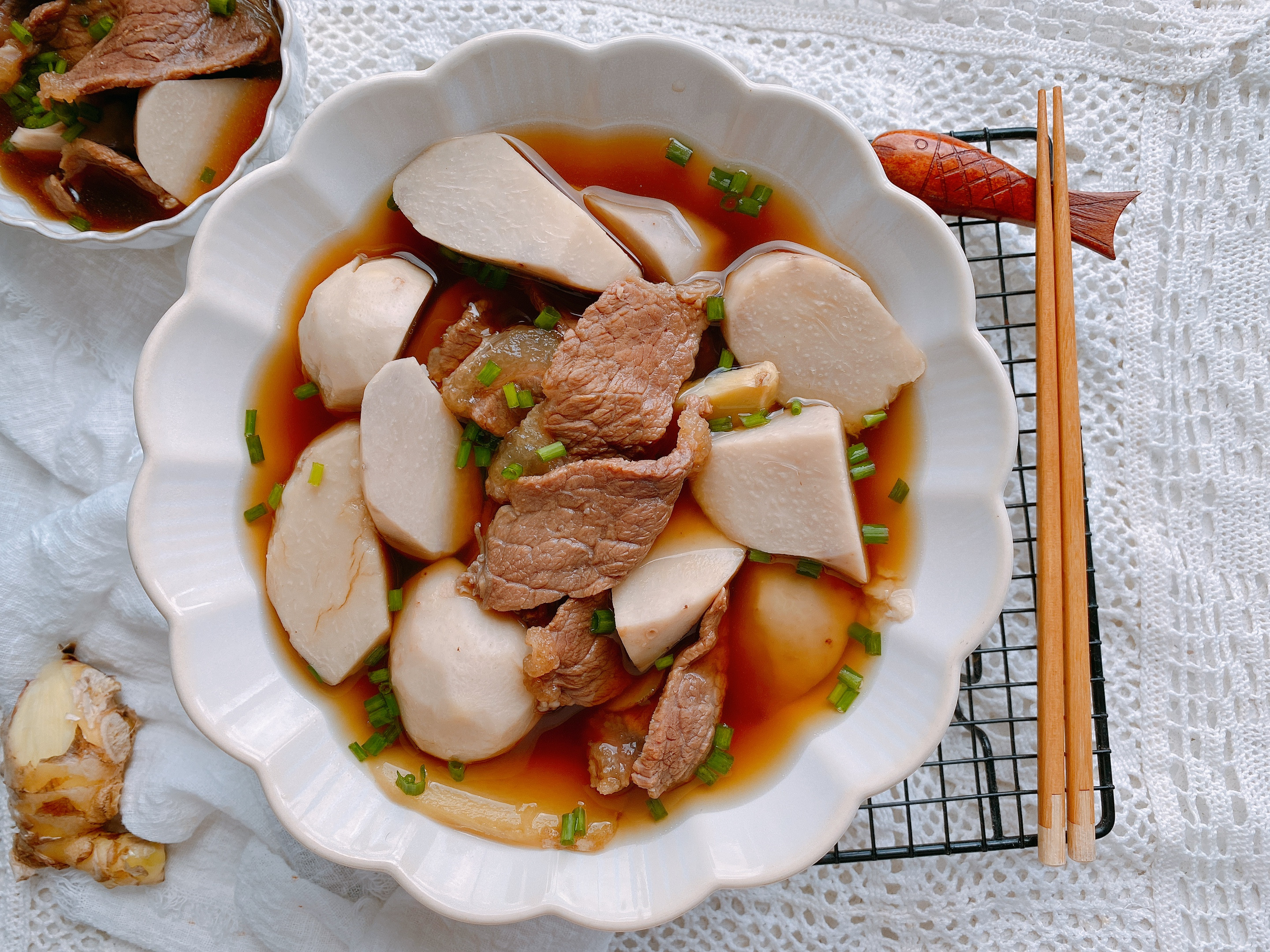 牛肉可以和芋艿一起煮吗,牛肉和芋艿可以一起吃