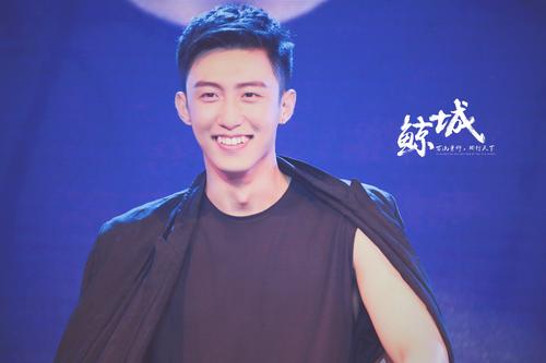 黄景瑜和陈学冬的综艺节目是什么,黄景瑜和陈学冬你会选谁