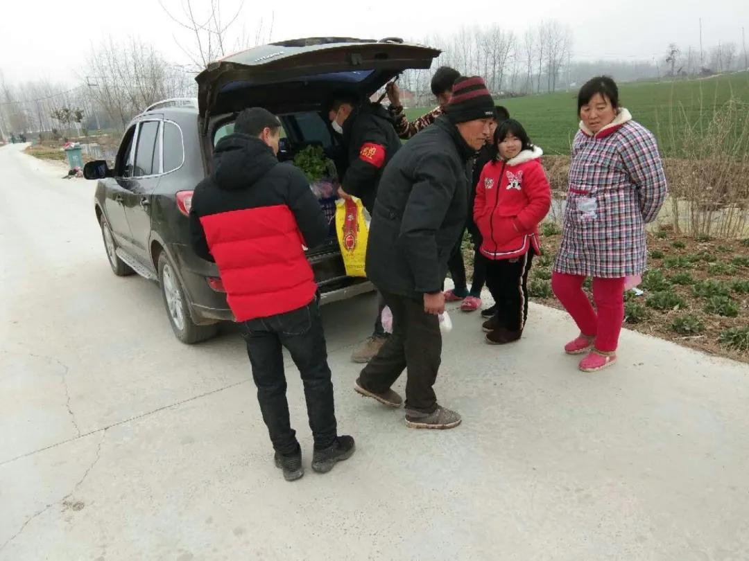 抗击疫情捐爱心,抗击疫情奉献家乡