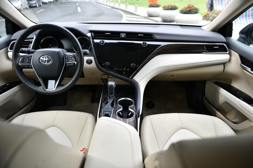 如果是你还会选择凯美瑞吗,比想象的要优秀