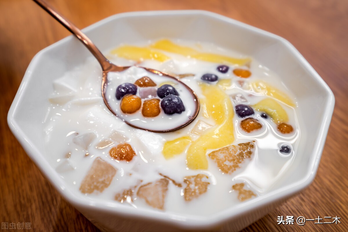 妹子让我做水果捞补充VC，机智的我发现这是个*局骗**