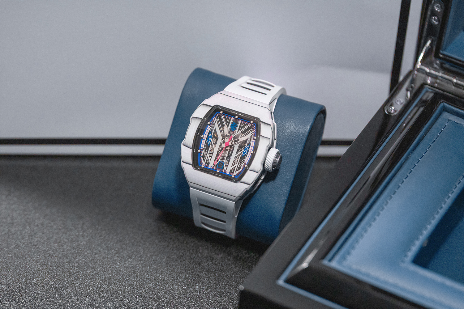 daviselvin轻奢潮牌男士机械腕表,意大利潮牌腕表daviselvin