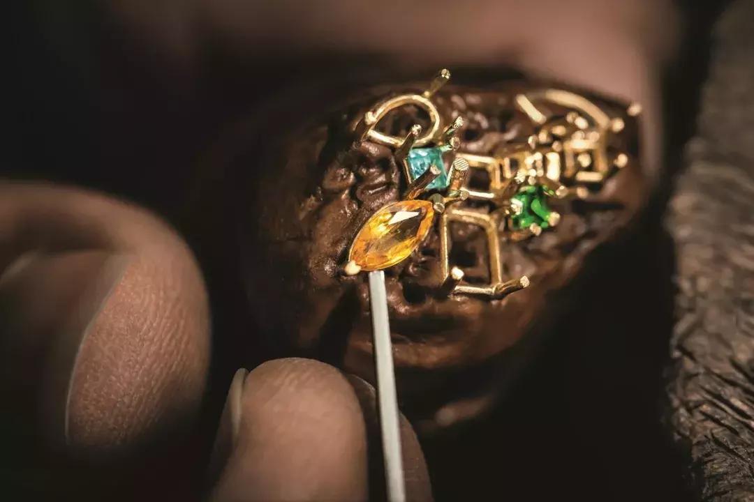 选择蓝色的好处,选择蓝色的人是什么心理