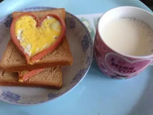 秀恩爱死得贼快古文,秀恩爱死得更快