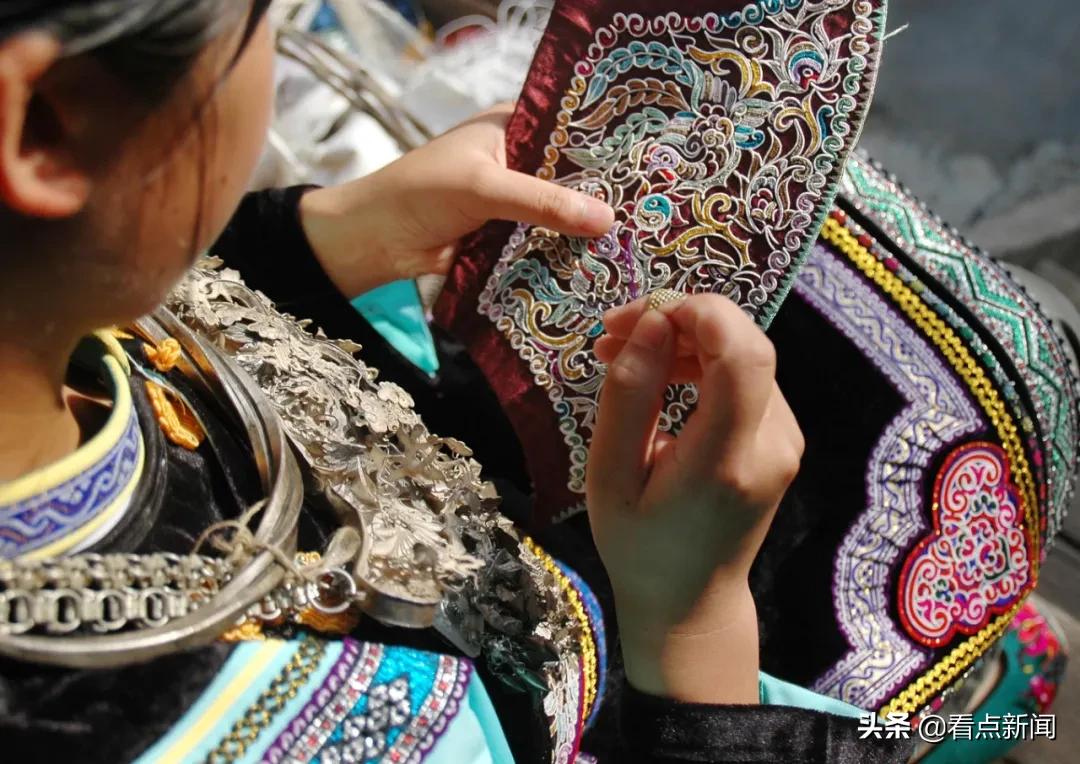 纯手工水族马尾绣,水族马尾绣传承千年的活化石