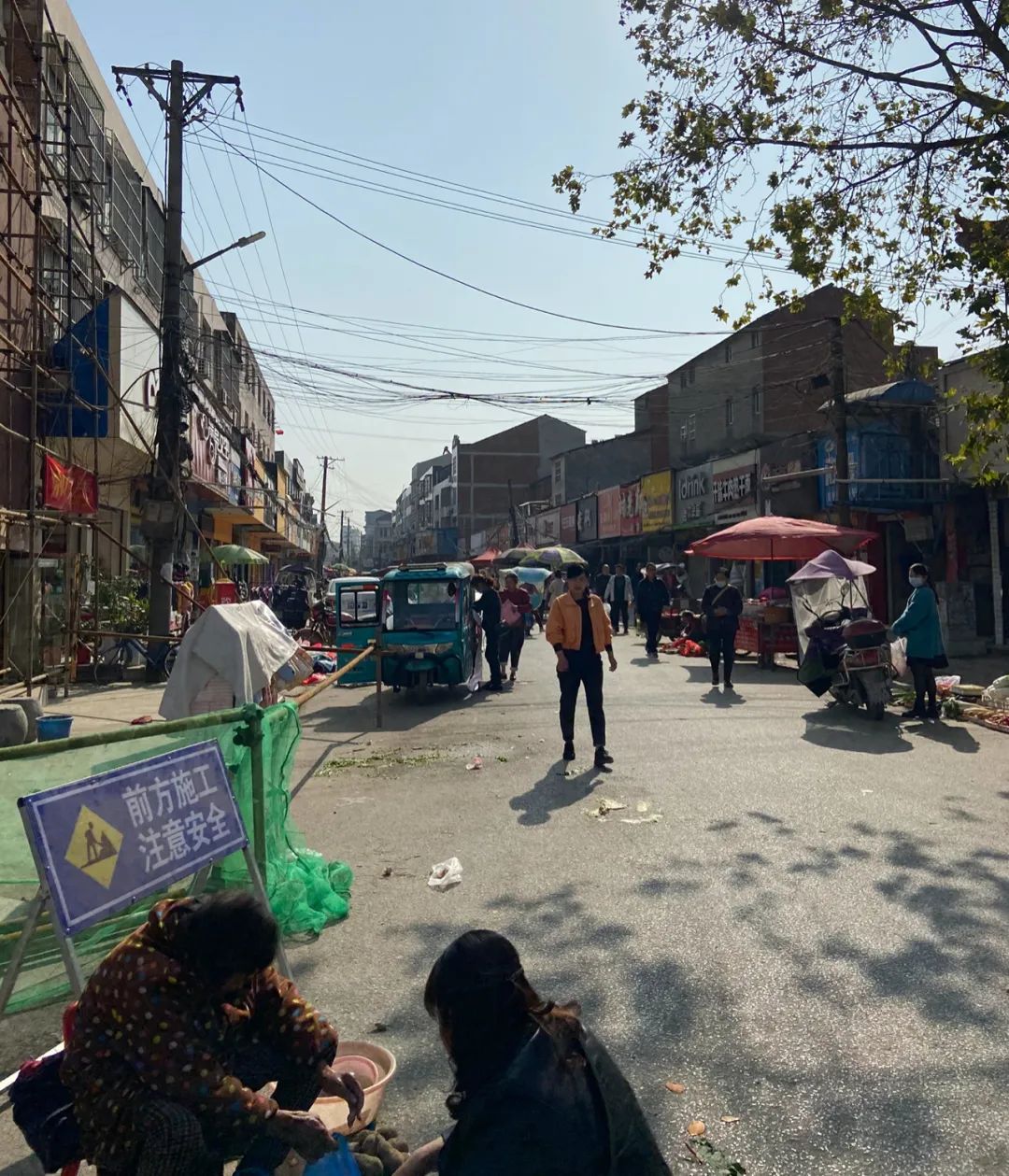 一个口罩卖300万,一个口罩商人亏1700万