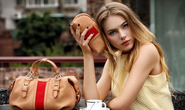 俄罗斯的女人是怎么生活,俄罗斯女性在中国哪里多