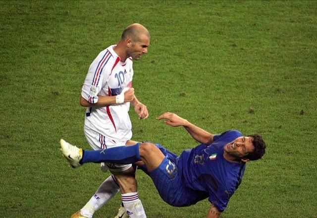 米兰德比冲突,卢卡库伊布冲突完整版