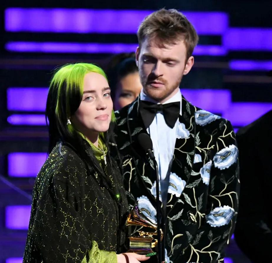 宅家，碧梨与哥哥的轻弹浅唱《Sunny》