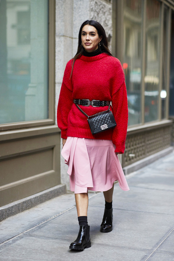 冬季毛衣如何叠穿显高级,宽松毛衣叠穿搭配