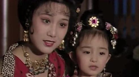 杨幂把自己捧成资本家,杨幂算资本家吗