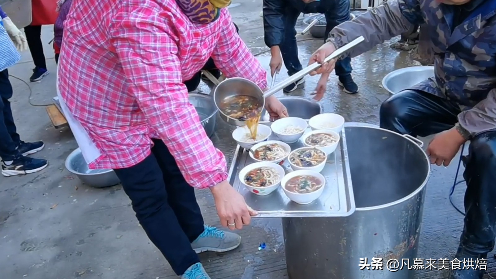 定州湘江万达酒店婚礼包桌,定州八大碗放的什么汤