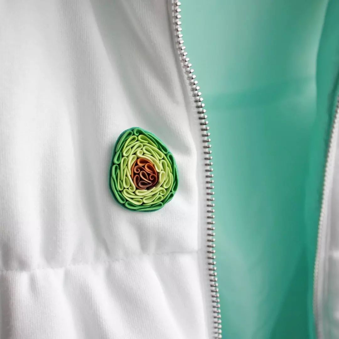 泫雅牛油果绿两件套,泫雅牛油果绿穿搭