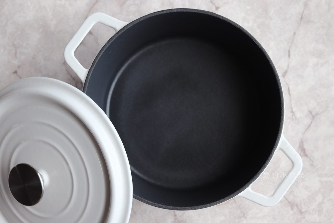 铁锅煎锅开锅的正确方法,不粘锅的正确开锅方法煎鱼