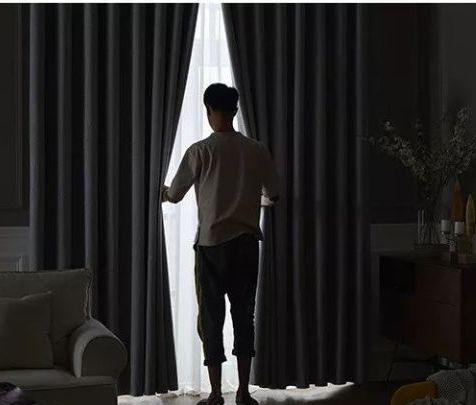 网上窗帘怎么选才不会被坑,窗帘怎么选才不会被坑价格还不贵