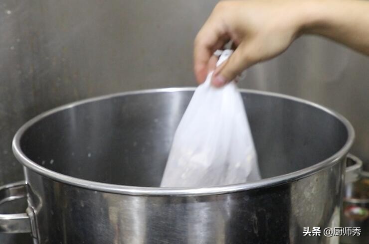 麻辣鸭货开店流程,麻辣鸭货怎么做完整的