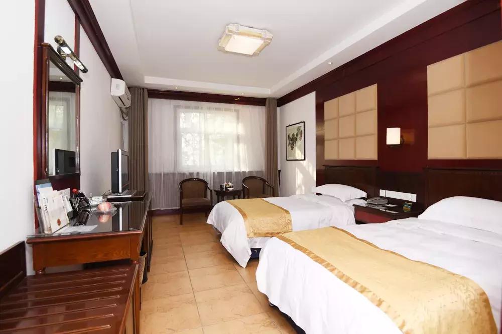 缥缈间温泉度假村电话,野生原度假村缥缈间温泉住宿