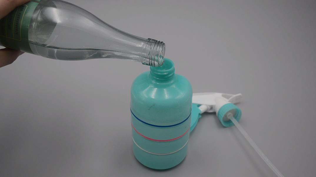 厨房没有烧饭有强烈油烟味怎么办,厨房里油烟味很重怎样解决