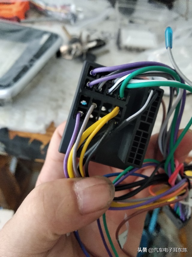 小车防盗器的原理图解,汽车各种防盗器接线视频