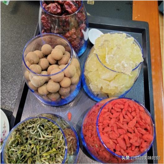 一个人穷游中国临夏手抓羊肉,临夏手抓羊肉真正做法的用料