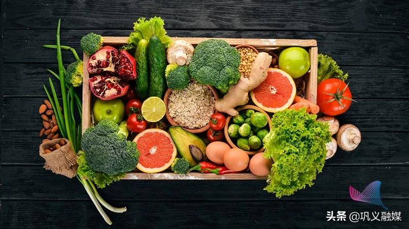 小孩淋巴瘤颈部淋巴结肿大图片,男孩淋巴结肿大1年是淋巴瘤吗