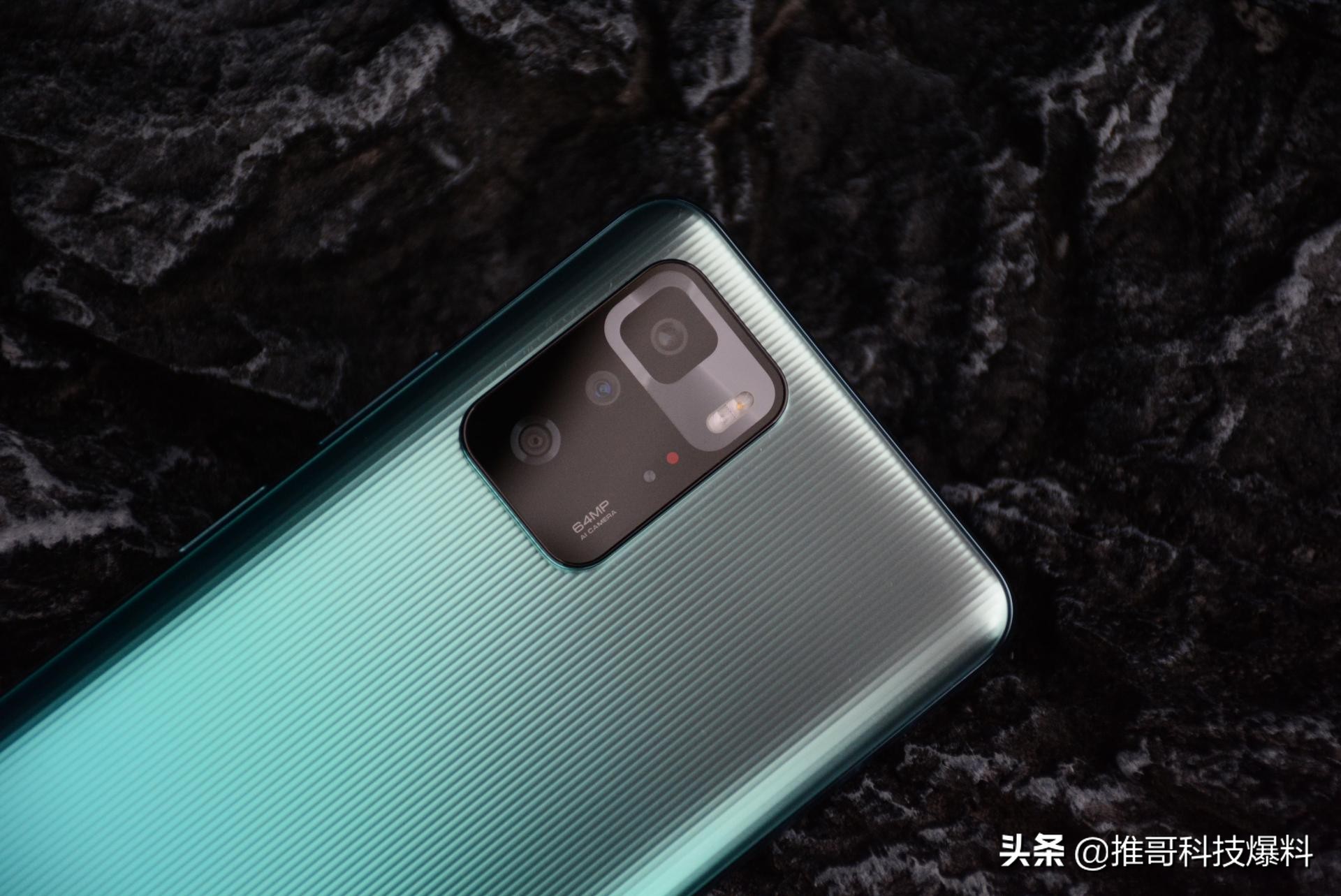 8+128gb低至1499元realmeq2pro,比realmeq3pro性价比高的手机