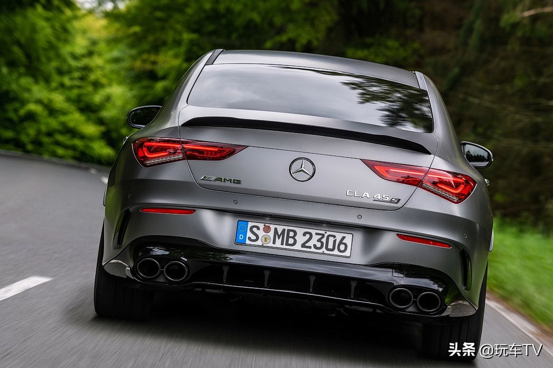 内燃机最后的疯狂！能横着走的AMGA45了解一下