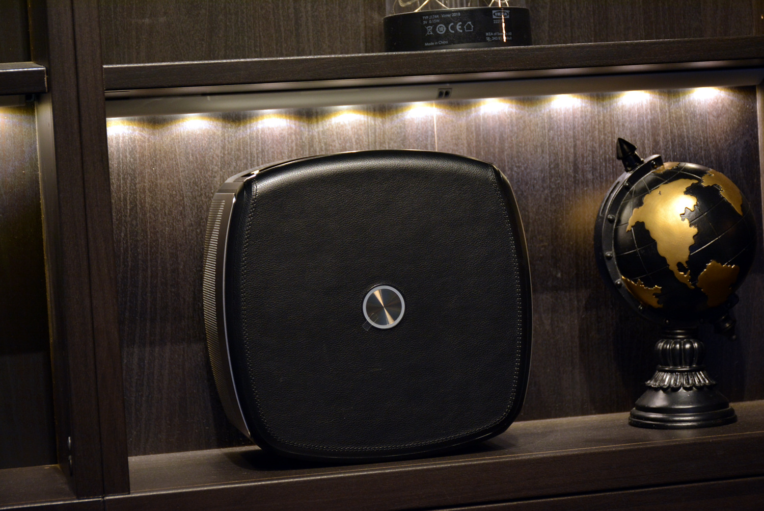 坚果4k超高清投影仪,坚果j10和当贝x3投影哪个好