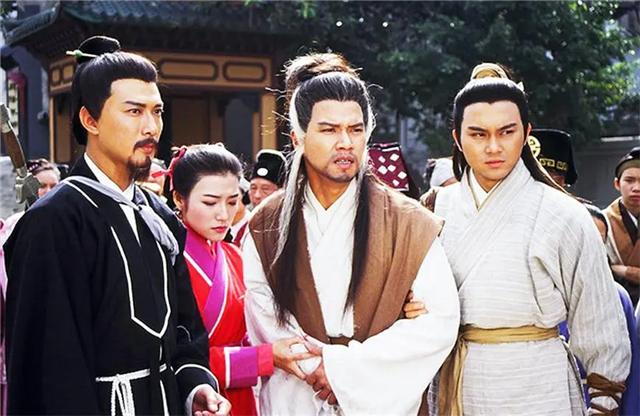 射雕英雄传不同版本的穆念慈,94版射雕英雄传为什么没有火