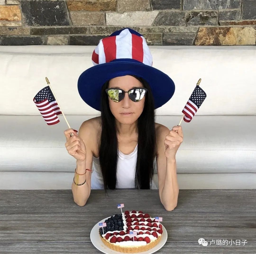 70岁的脸20岁的身材,70岁的身体20岁的身材