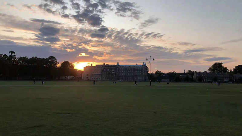 想去英国留学不知道如何选专业,双非gpa88.4可以申请哪些英国大学