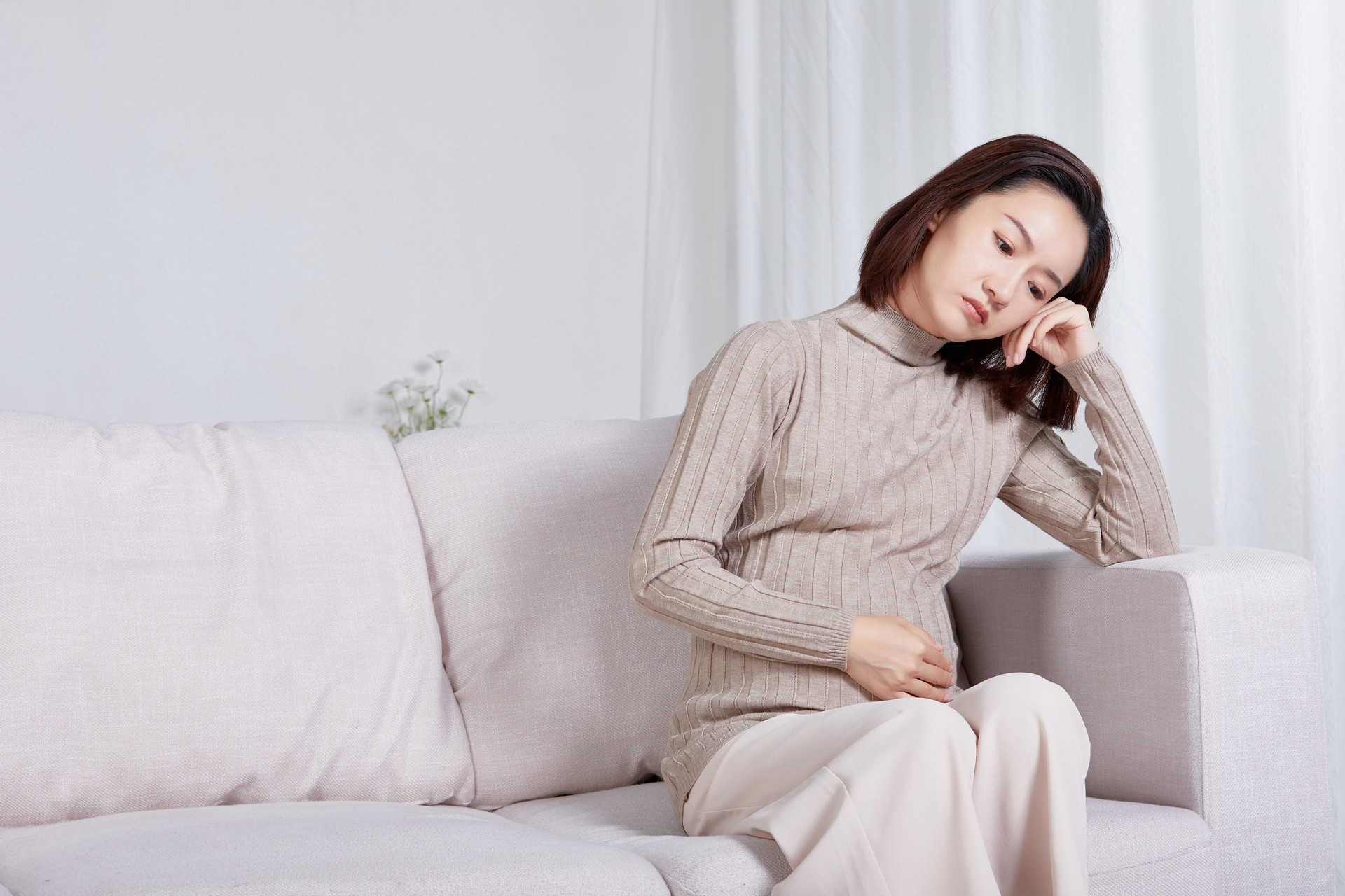 孕妇孕中期困是怎么回事,孕晚期孕妇半夜睡不好怎么办