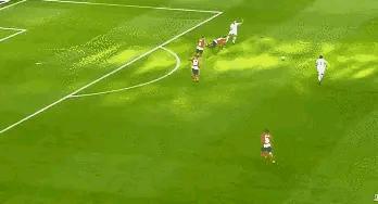 梅西vs奥布拉克,梅西射门奥布拉克