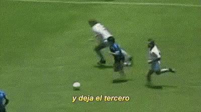 晚节不保?一代球王脱裤热舞+酗酒,女儿:考虑向法官揭发事实