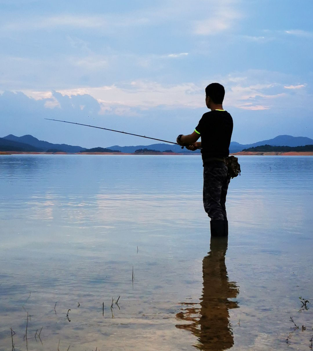 路亚入门路亚如何才能钓到鱼,淡水路亚怎么钓中鱼率高