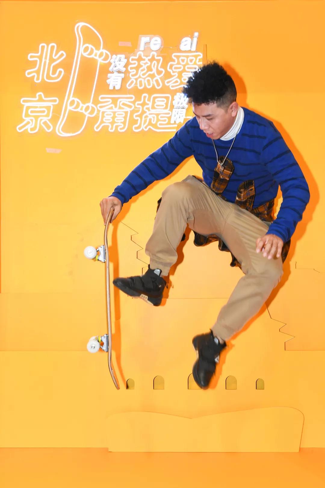 冬天下身穿暖和还是上身穿暖和,冬天想穿的很薄也保暖怎么穿