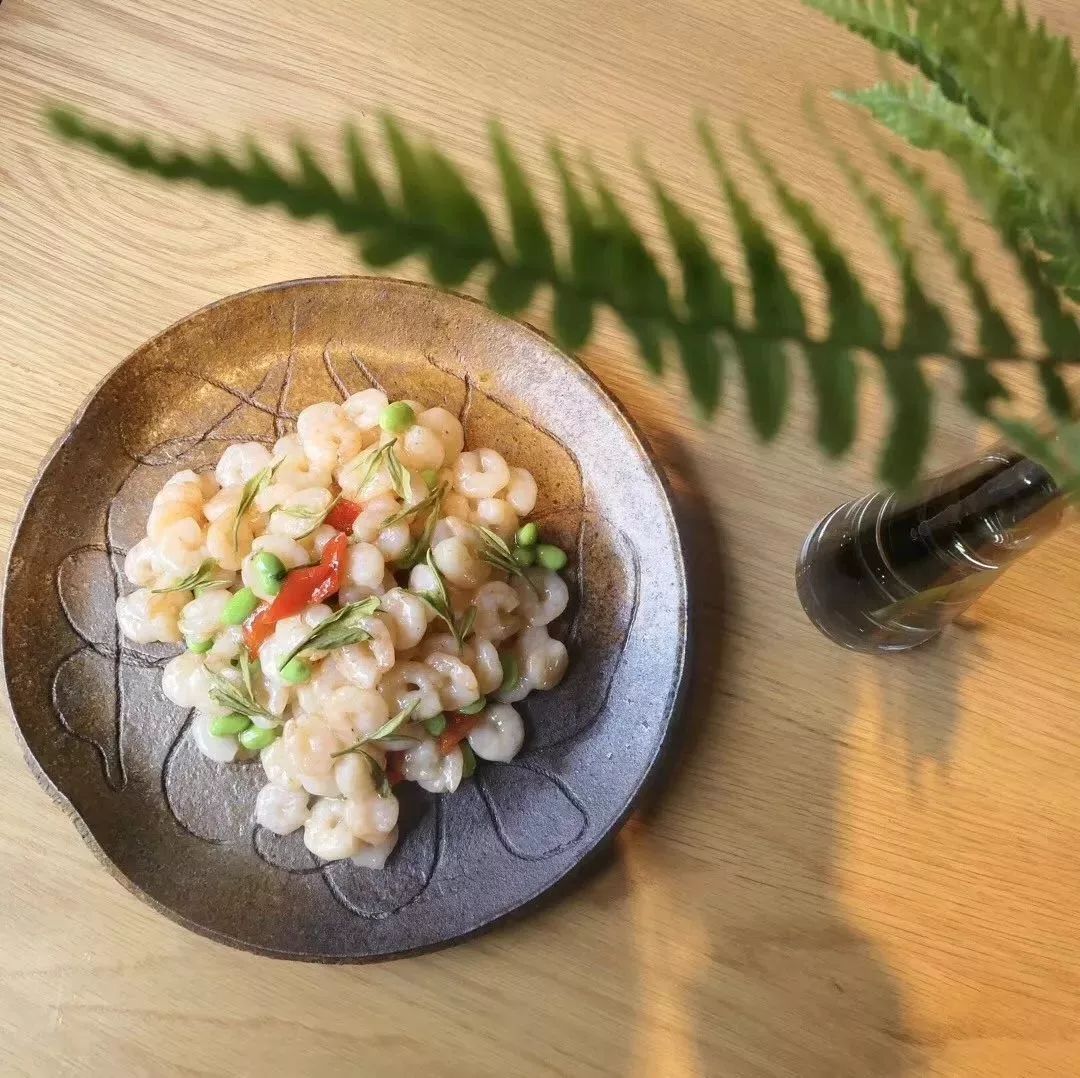 莫干山网红儿童旋转滑梯民宿,莫干山新晋森林亲子民宿无边泳池