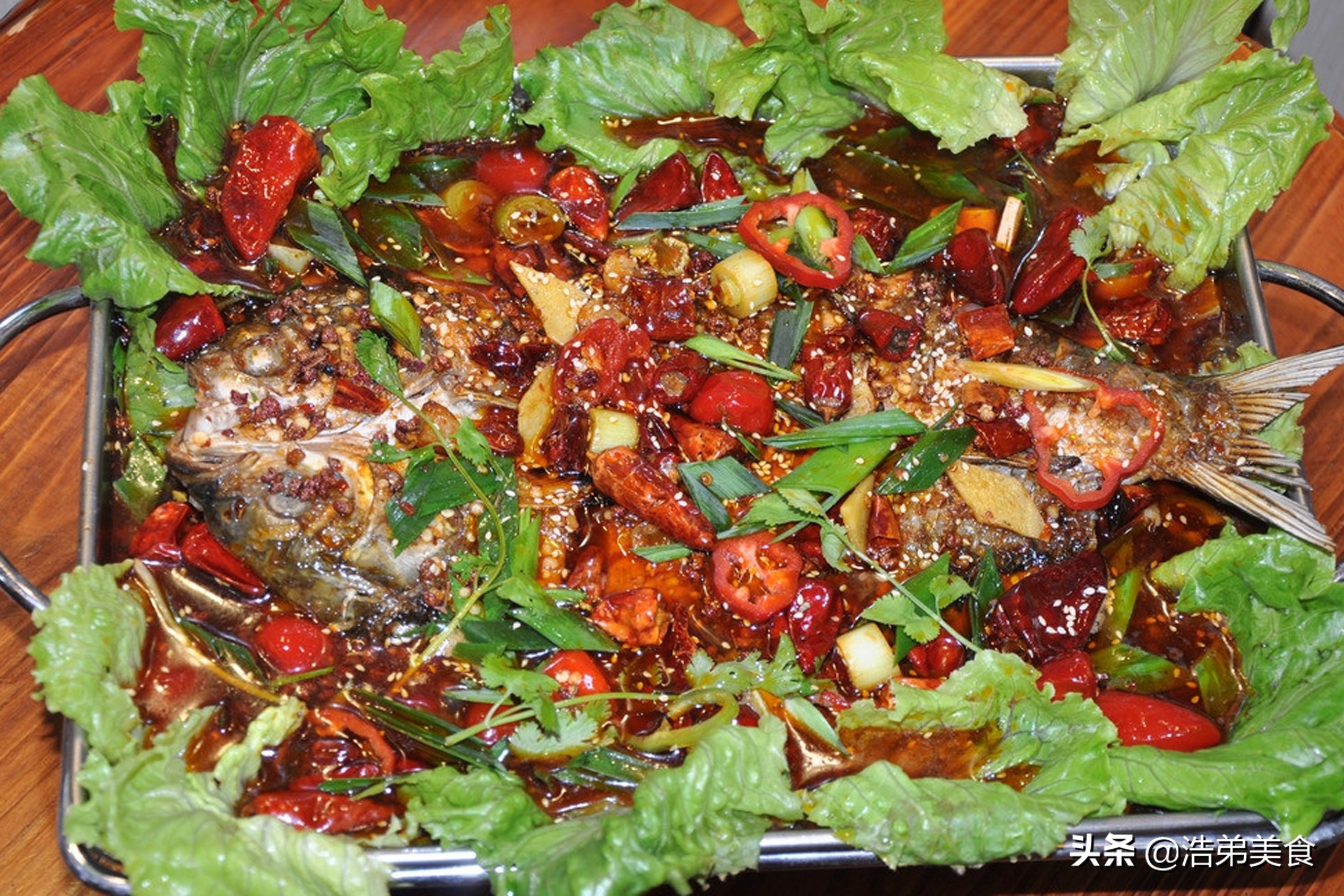 烤鱼店制作烤鱼全过程,厨师长秘制烤鱼配方分享