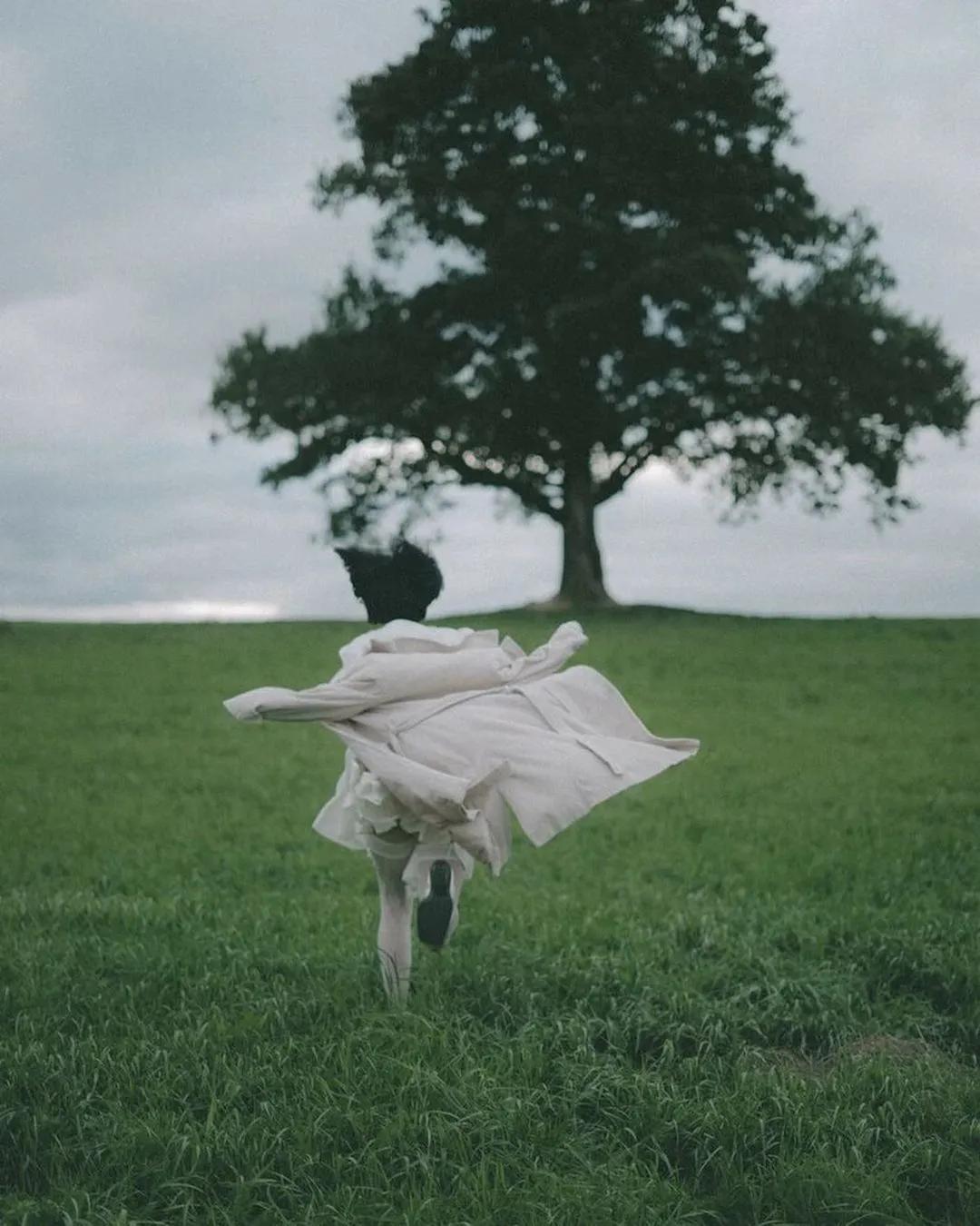 越是简单的东西越赚钱，拆箱短视频自媒体，用心去做，收益不少