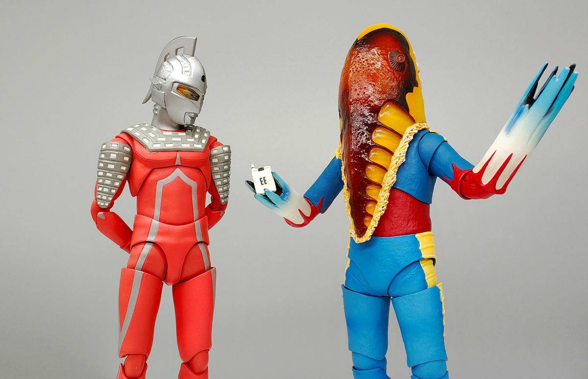 模玩机设:以弹之名守望地球地球的赤红巨人SHF赛文