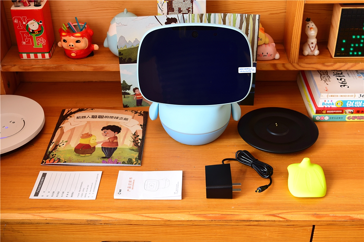 ai智能机器早教,聪聪ai机器人