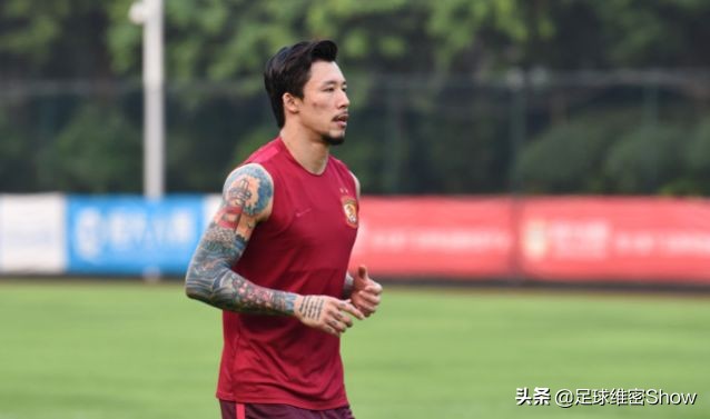 恒大疯了,三外援大显神威恒大客场大胜鲁能