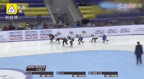 短道速滑1000米韩国两将摔出赛道,韩国短道速滑把队友推出赛道