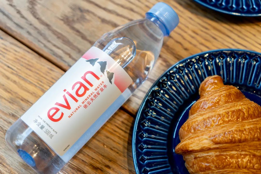 依云高端饮料,特别好喝的依云矿泉水